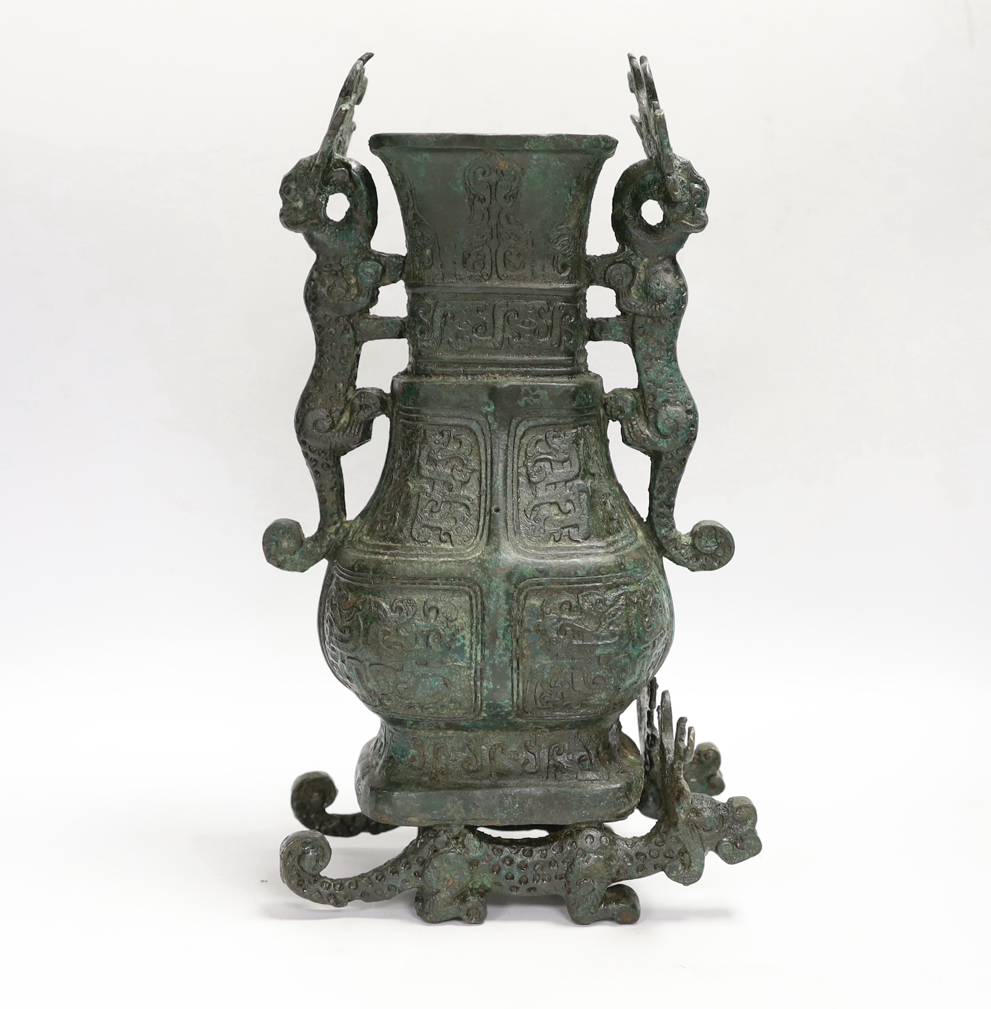 A Chinese archaistic bronze vessel, Fangzhun, Shang style, 31.5cm